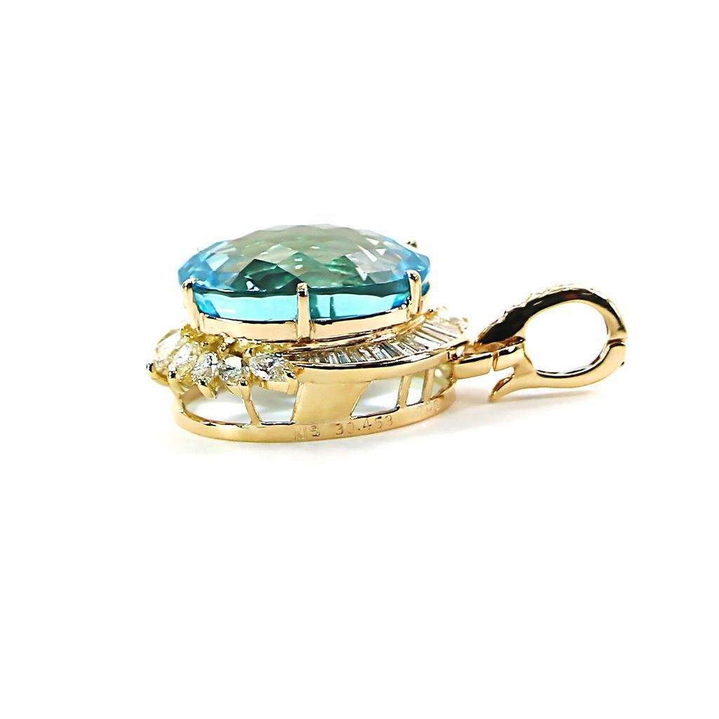 ペンダントトップ K18 ブルートパーズ 30.453ct ダイヤモンド 2.08ct 0.08ct e25032501301