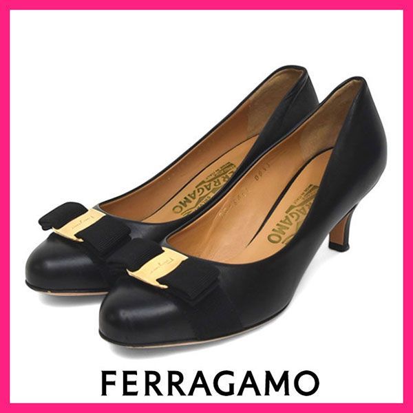 美品Salvadore Ferragamo CARLA DOT 5 1/2D サルヴァトーレフェラガモ CARLA ヴァラリボン アーモンドトゥ