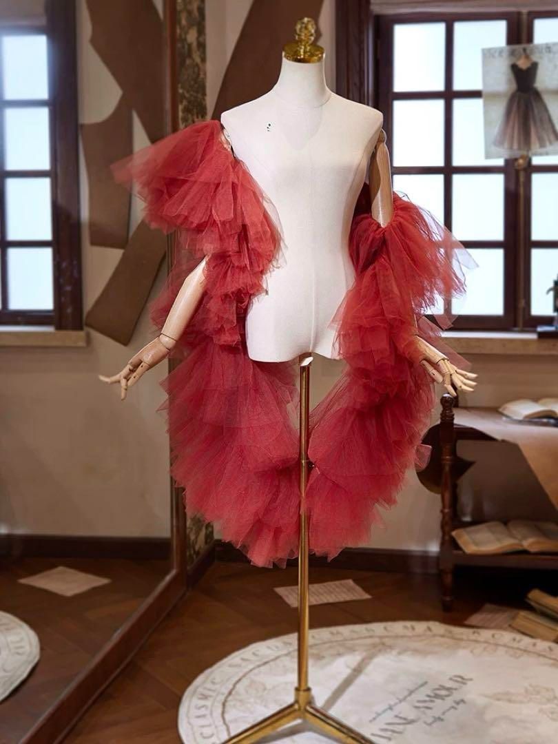 フリルかゴージャスなソフトチュールのショール