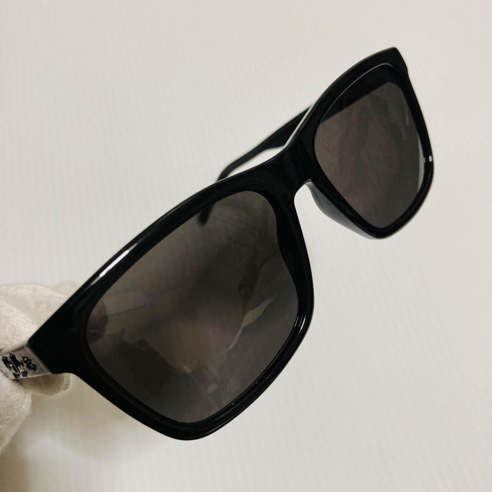極美品 SAINT LAURENT 正規品 スクエア ケース付 - メルカリ