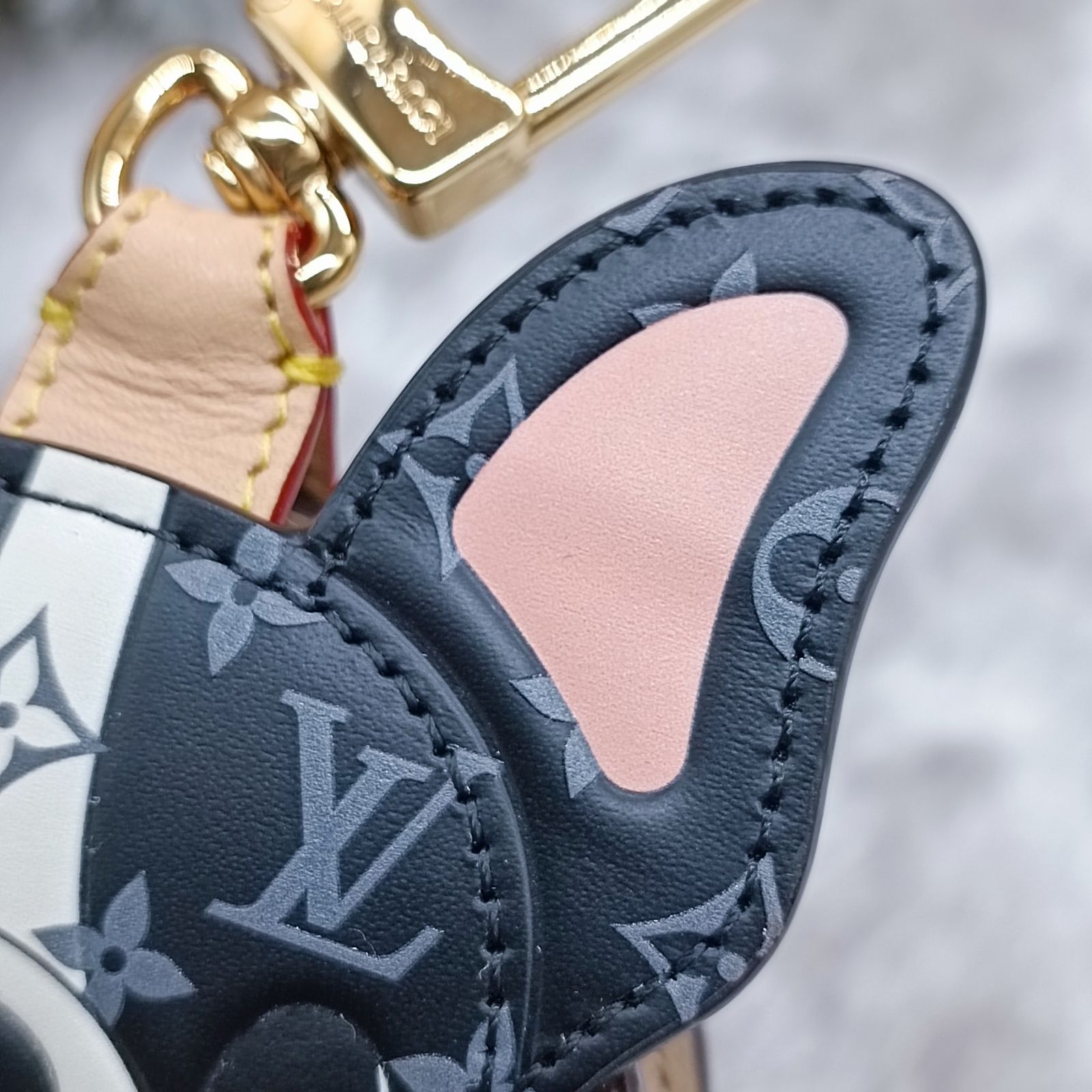 LOUISVUITTON 》 ☆美品☆ ルイヴィトン ドッグ バッグ ホルダー