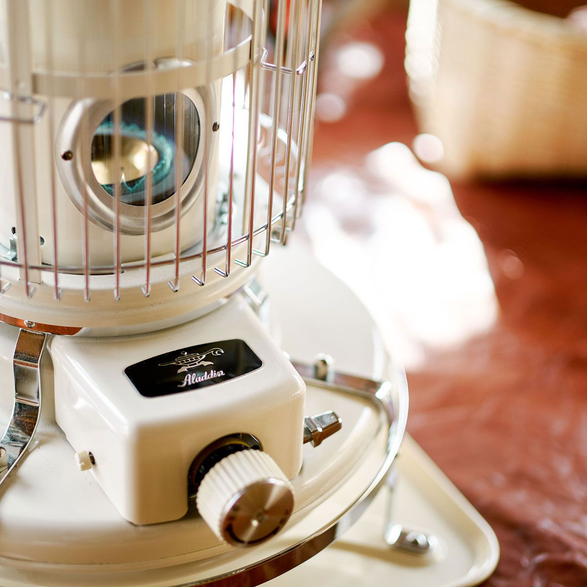 タンク4.1L 15時間継続燃焼