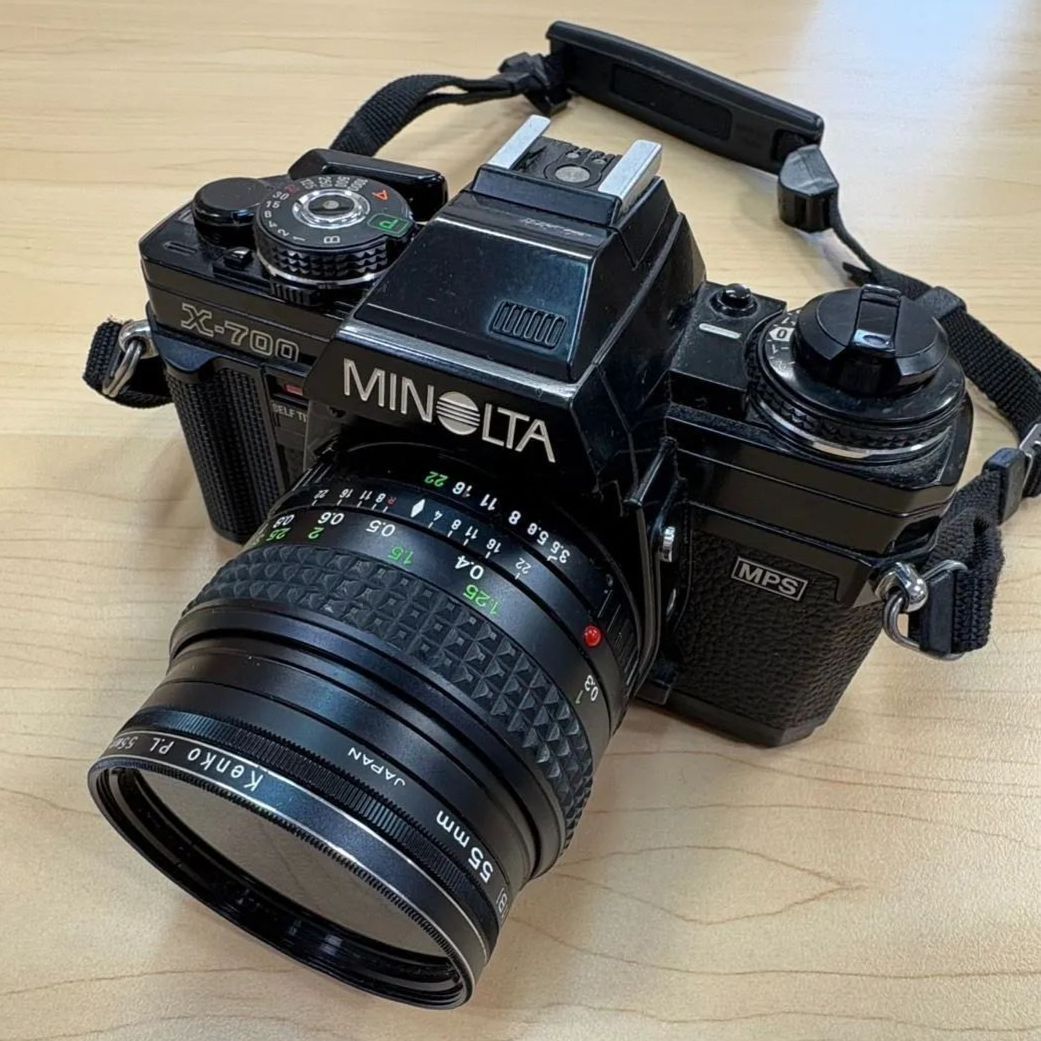 MINOLTA X-700 　一眼レフ MINOLTA X-700／ミノルタMF一眼レフの完成形サンライズカメラ