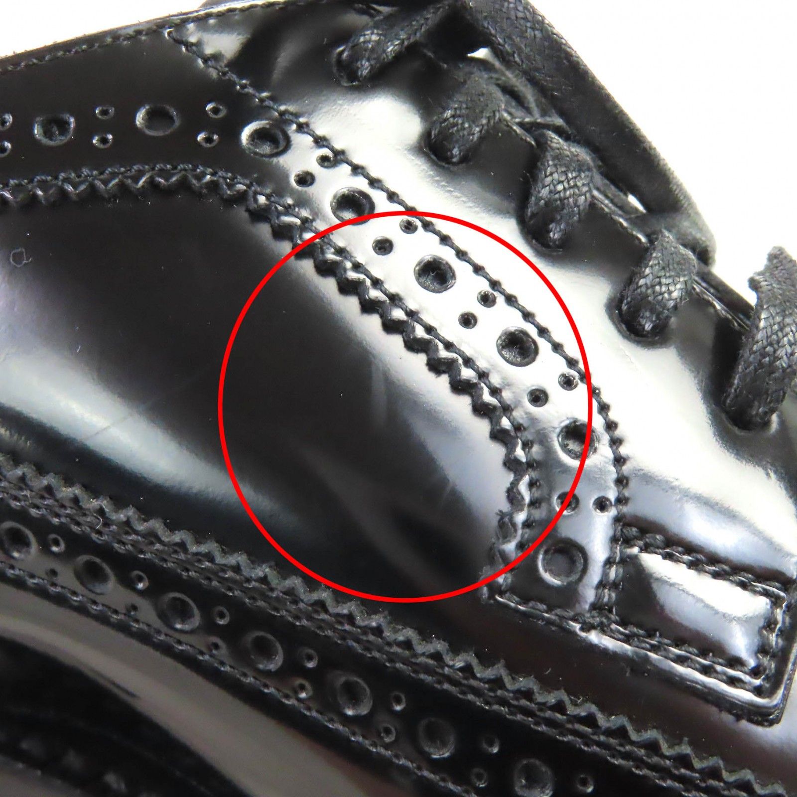 ウィングチップ メダリオン