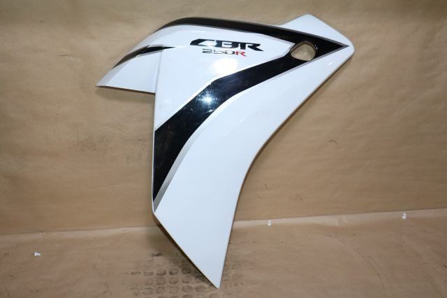 ホンダ CBR250R（ABS） MC41 サイドカウル右 H362-28