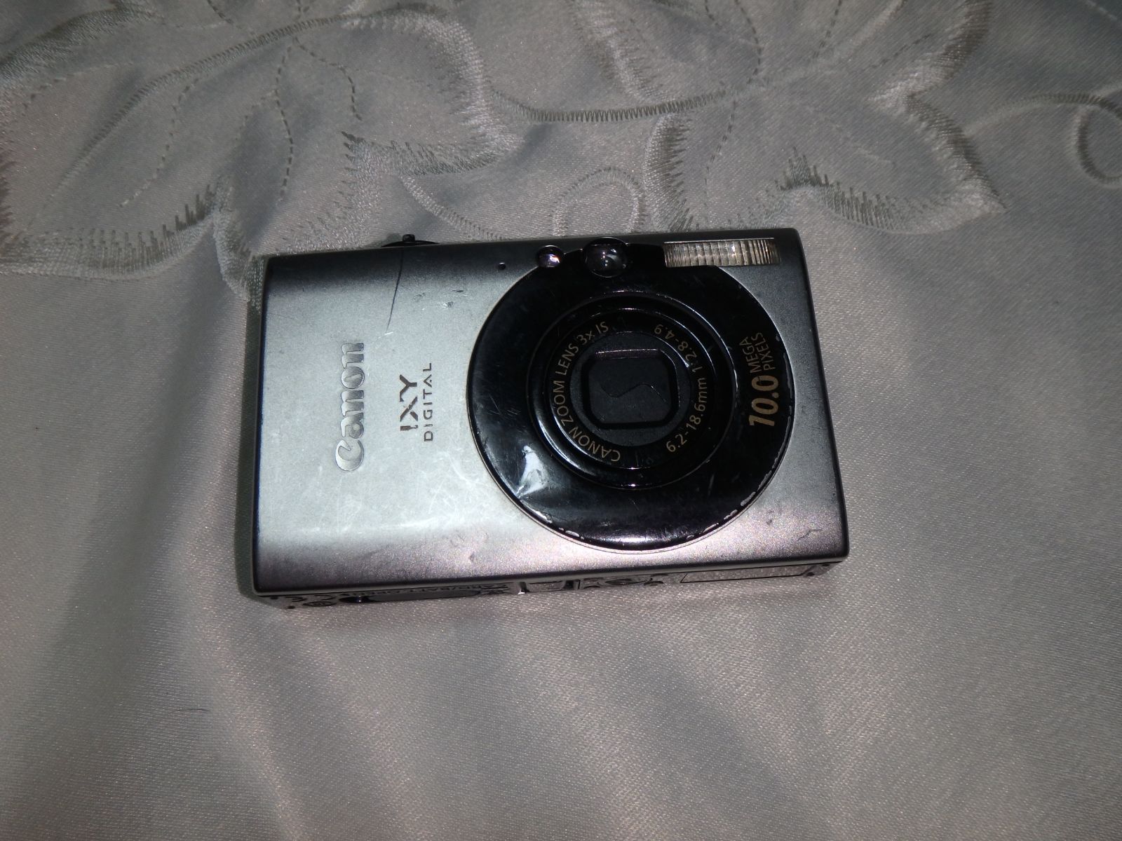 動作品 CANON IXY 25 IS デジタルカメラ