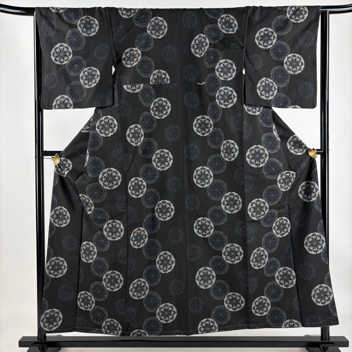 紬 身丈158cm 裄丈64.5cm M 袷 源氏車 灰茶 正絹 美品 名品 中古 紬 身丈158cm 裄丈64.5cm M 袷 源氏車 灰茶 正絹 美品