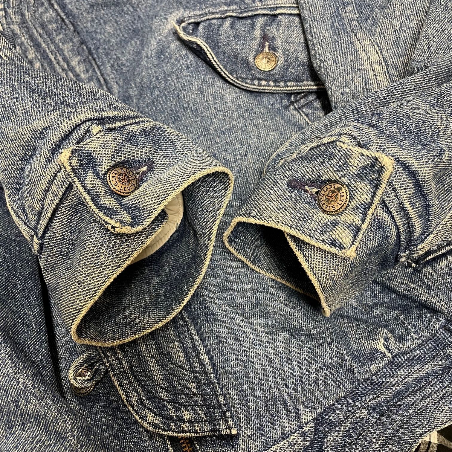 Levi
