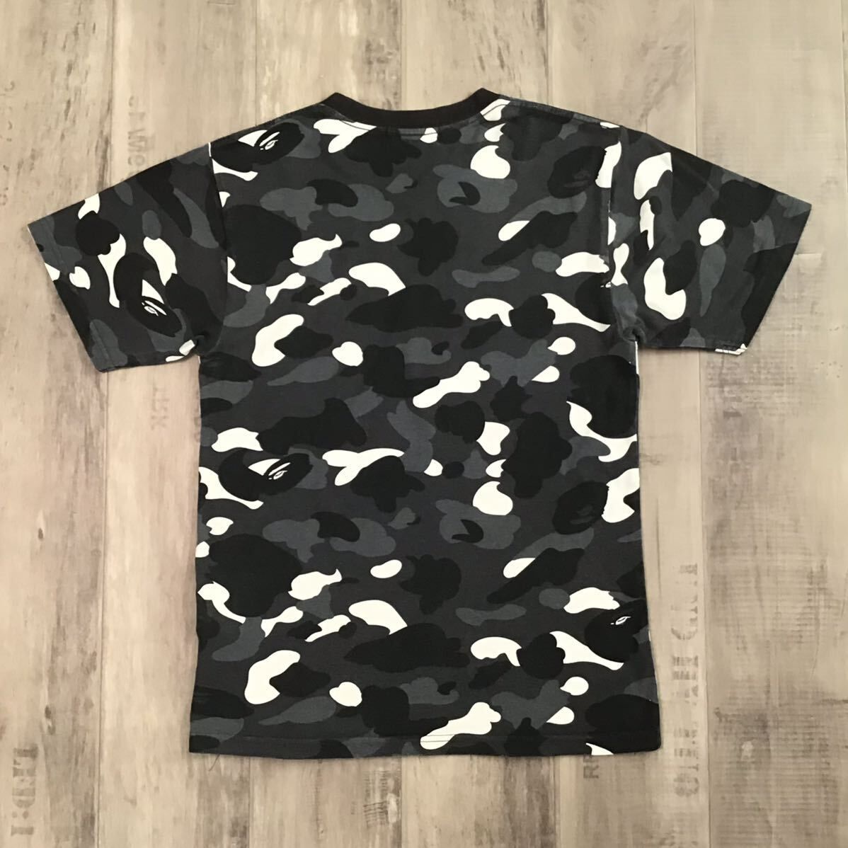 BAPE CITY CAMO COLLEGE LOGOカレッジロゴ　Tシャツ蓄光 ☆蓄光☆ City camo Big college logo Tシャツ Sサイズ a bathing ape