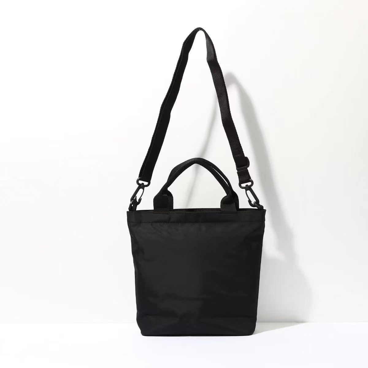 値下げ agnes b.  かごバッグ ベージュ 黒　アニエスベー トートバッグ Agnes BバッグKIDS UNISEX AC12 E SAC 最終値下げ - メルカリ