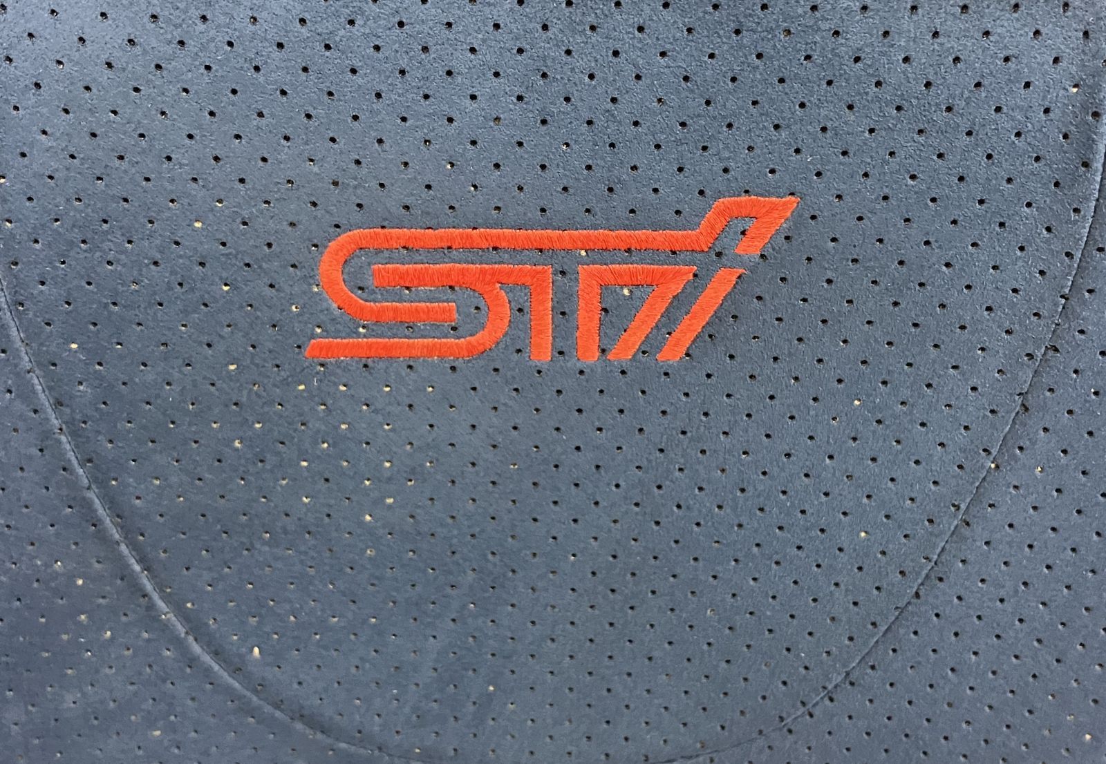 インプレッサ WRX STI（型式不明） 純正 運転席 右側 フロントシート シートレール付属 【現品限り】 ブルー×ブラック 1脚