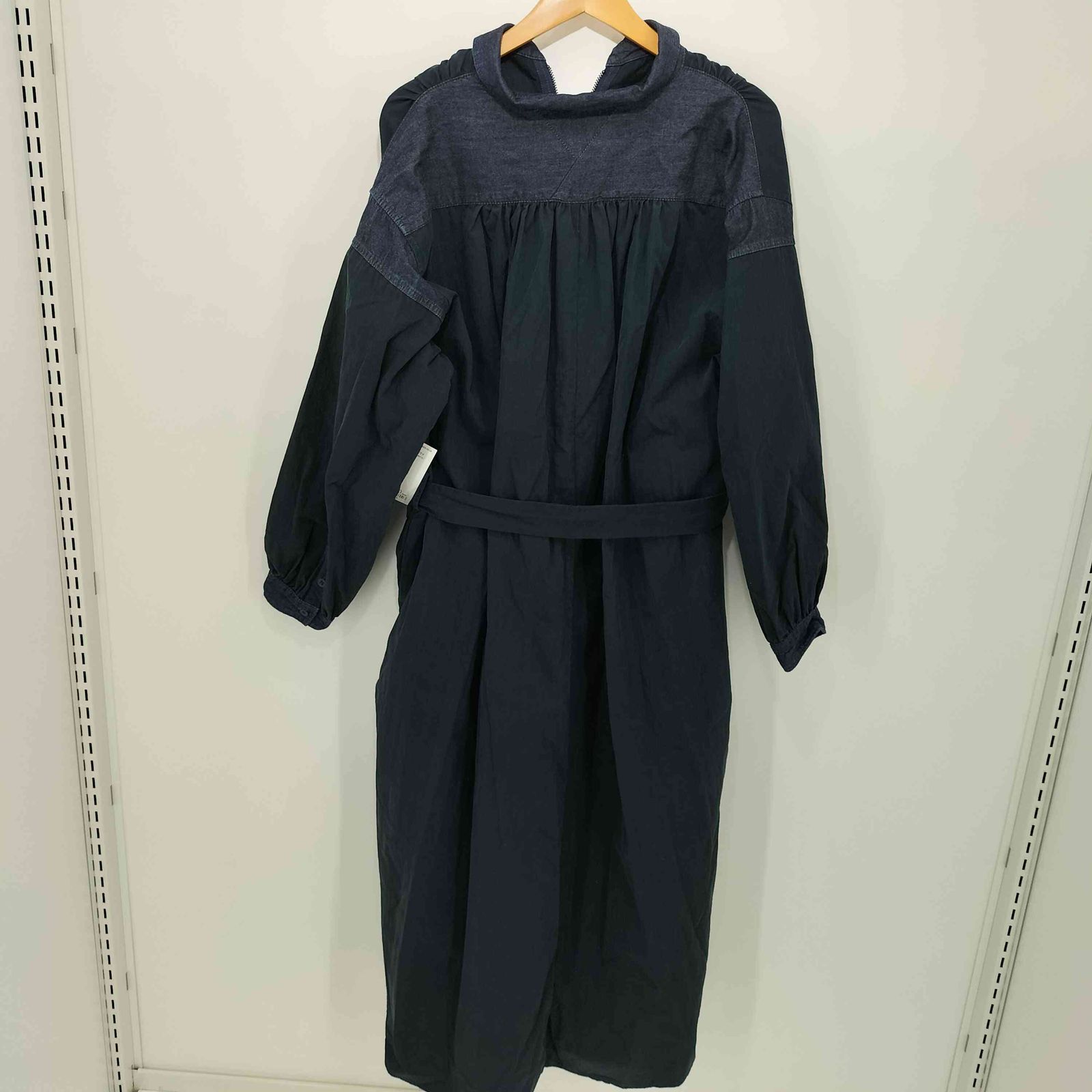 ホワイトマウンテニアリング WHITE MOUNTAINEERING DRESS NIGHTSHADE