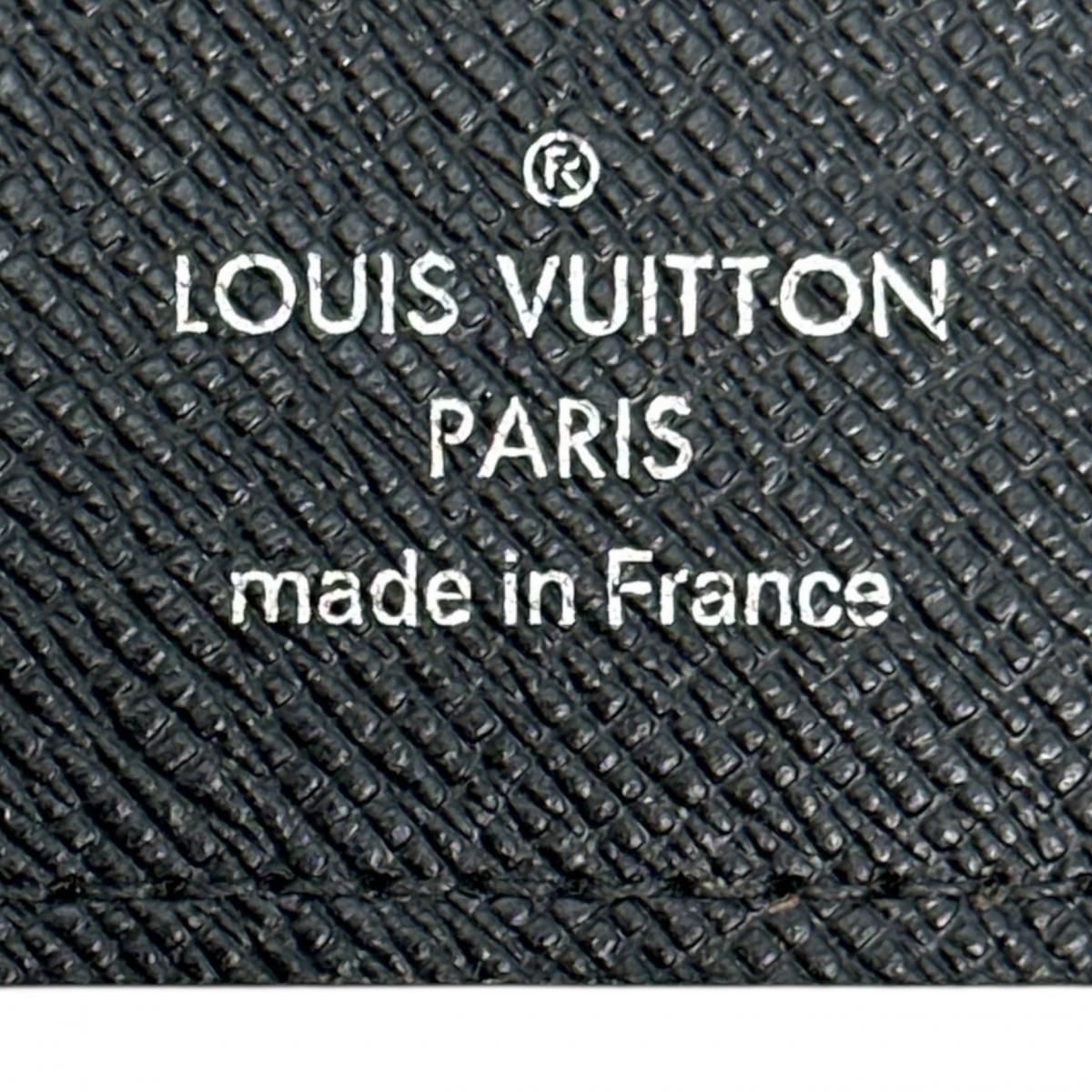 VUITTON