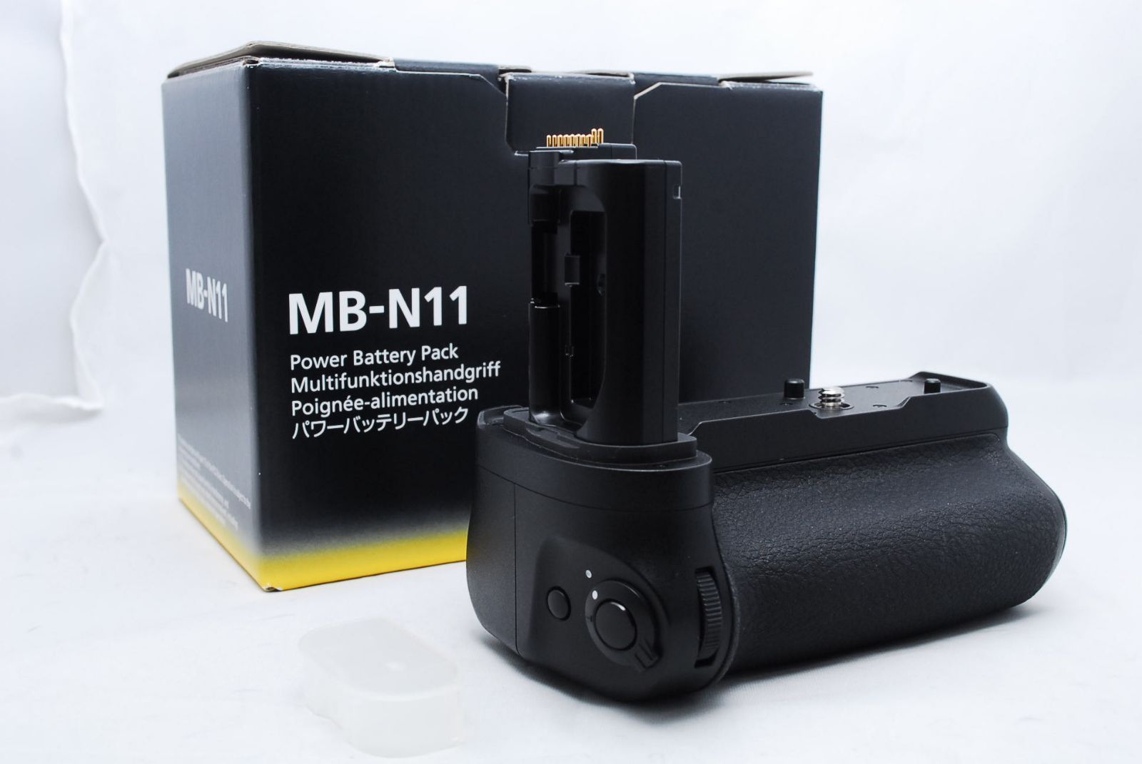 ふるさと割】 Nikon マルチパワーバッテリーパック MB-N11