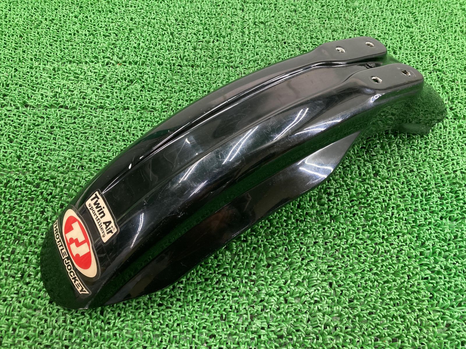 CR250R フロントフェンダー 黒 KA3 ホンダ 純正 中古 バイク 部品 MD24 コケキズ無し 割れ欠け無し 修復素材に 車検 Genuine
