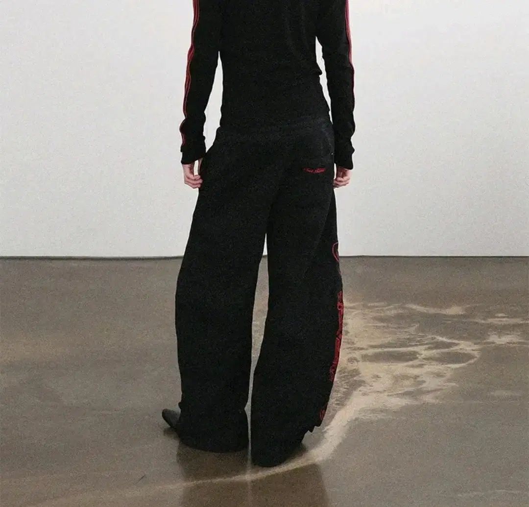 BADBLOOD(バッドブラッド) ミスティックカプセル 2way ジョガー xs 黒  