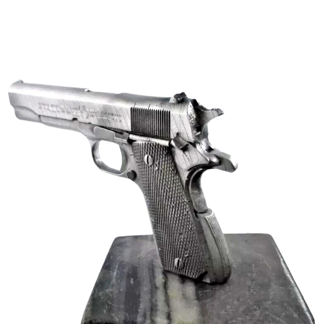 拳銃 オーナメント ハーレー ホットロッド シボレー フォード アメ車 ムーンアイズ USDM トラック チョッパー サバイバー J14629