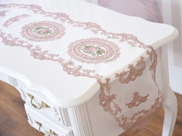 ときめく雑貨オーガンジー薔薇刺繍テーブル ランナー PK