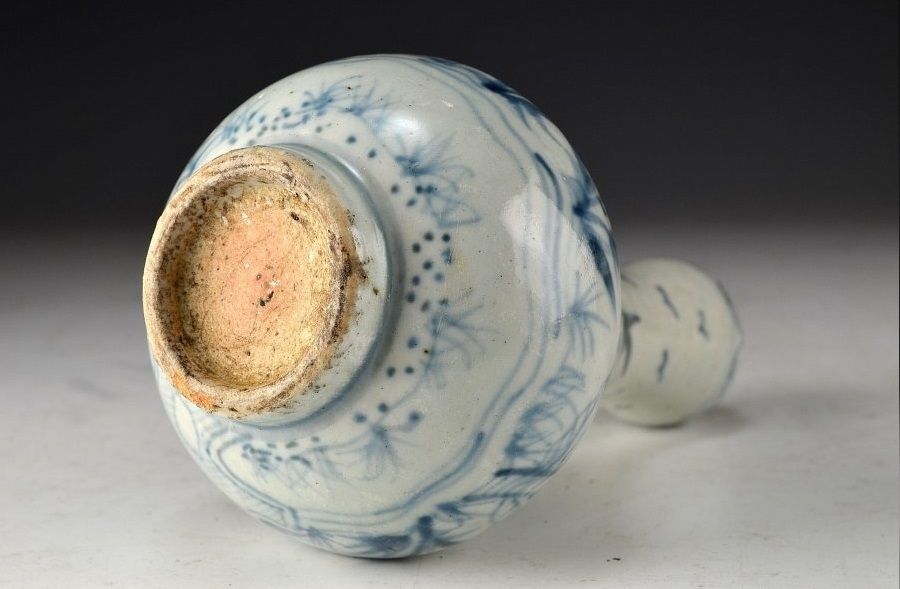 蔵C3906】中国古美術 青花草図小瓶 明宣徳期 - メルカリ