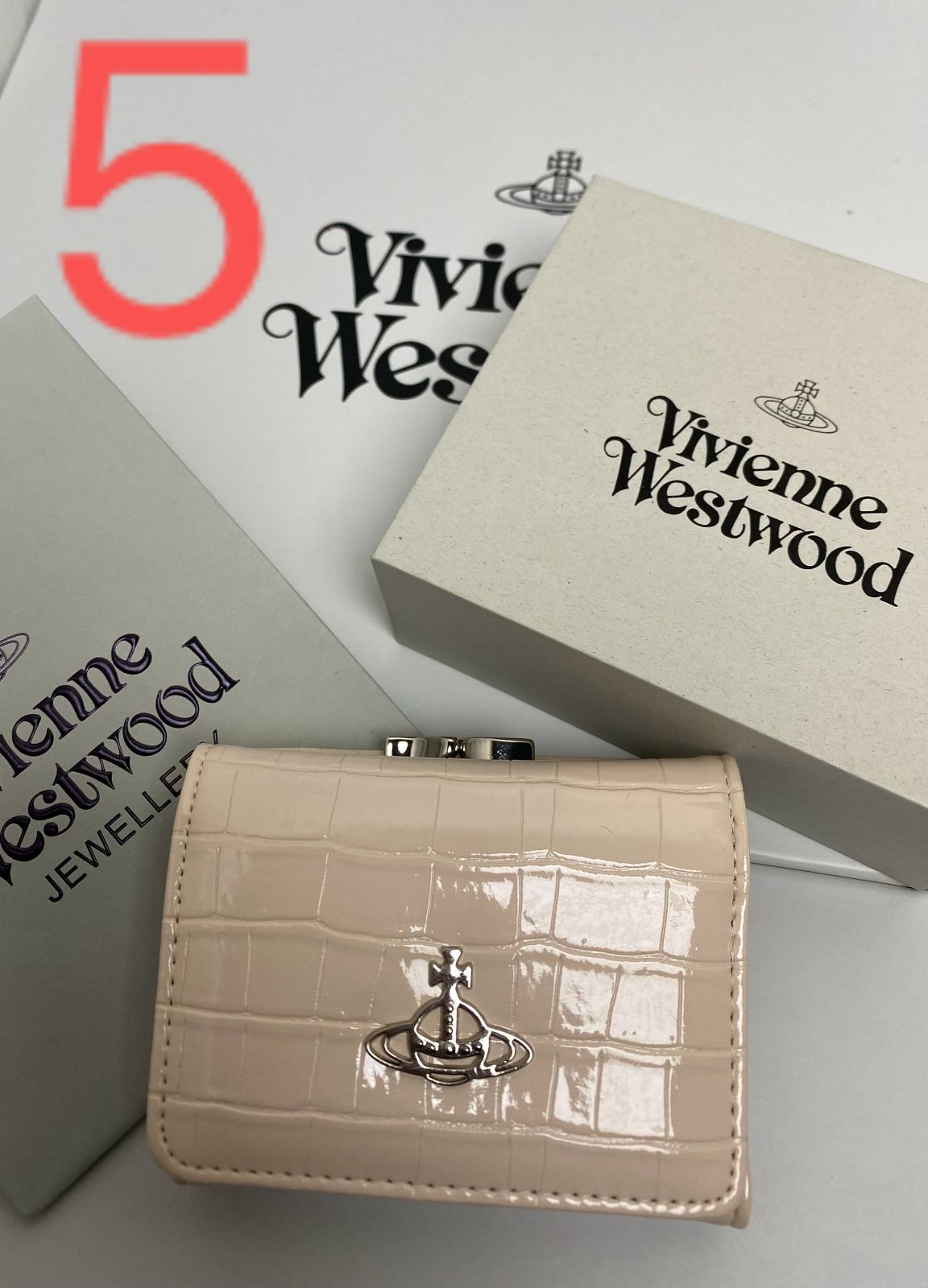 未使用 ヴィヴィアン・ウエストウッド ポーチ 未使用 ヴィヴィアン