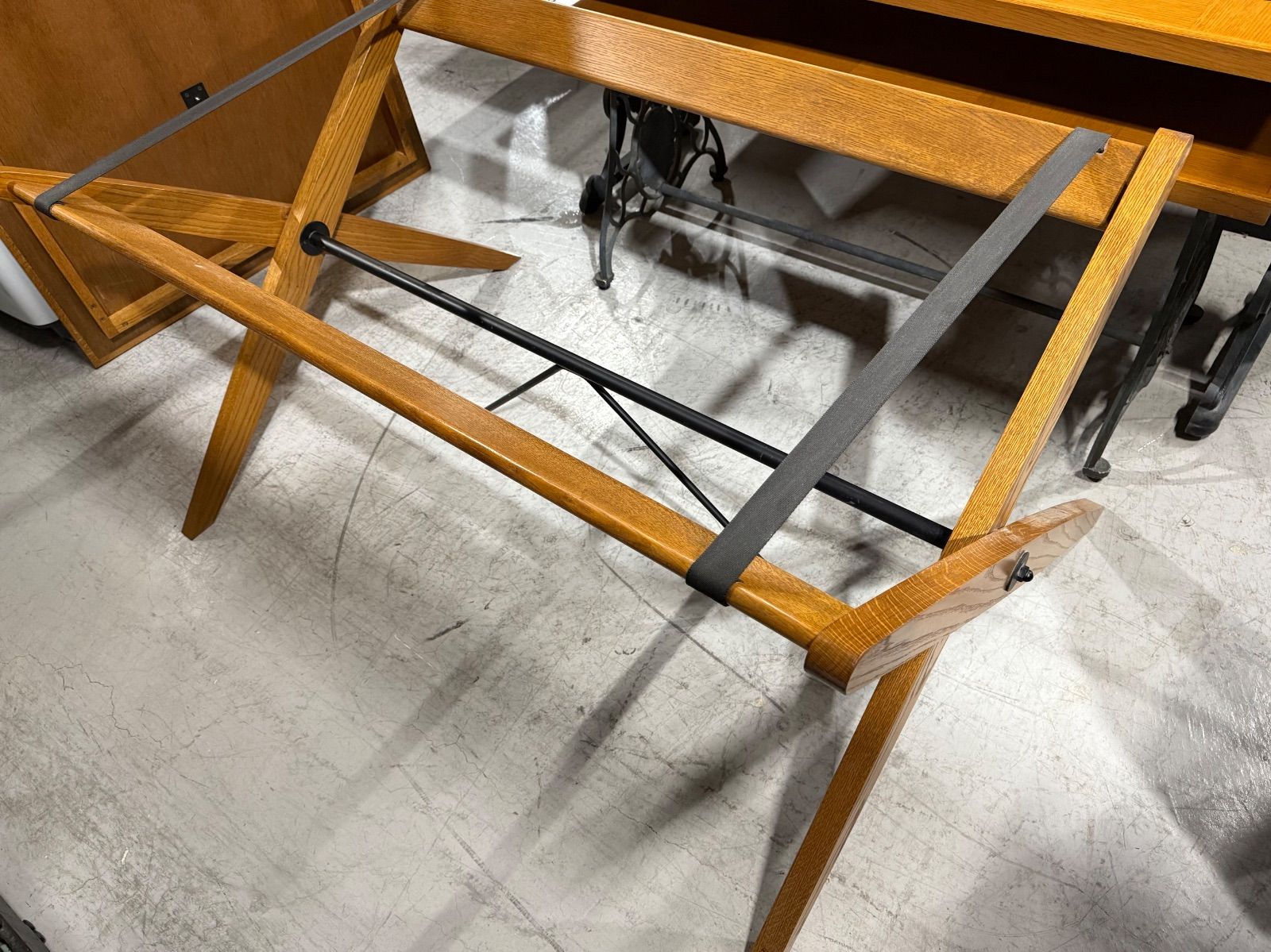 Pacific Furniture Service PFS オペレーションB テーブル