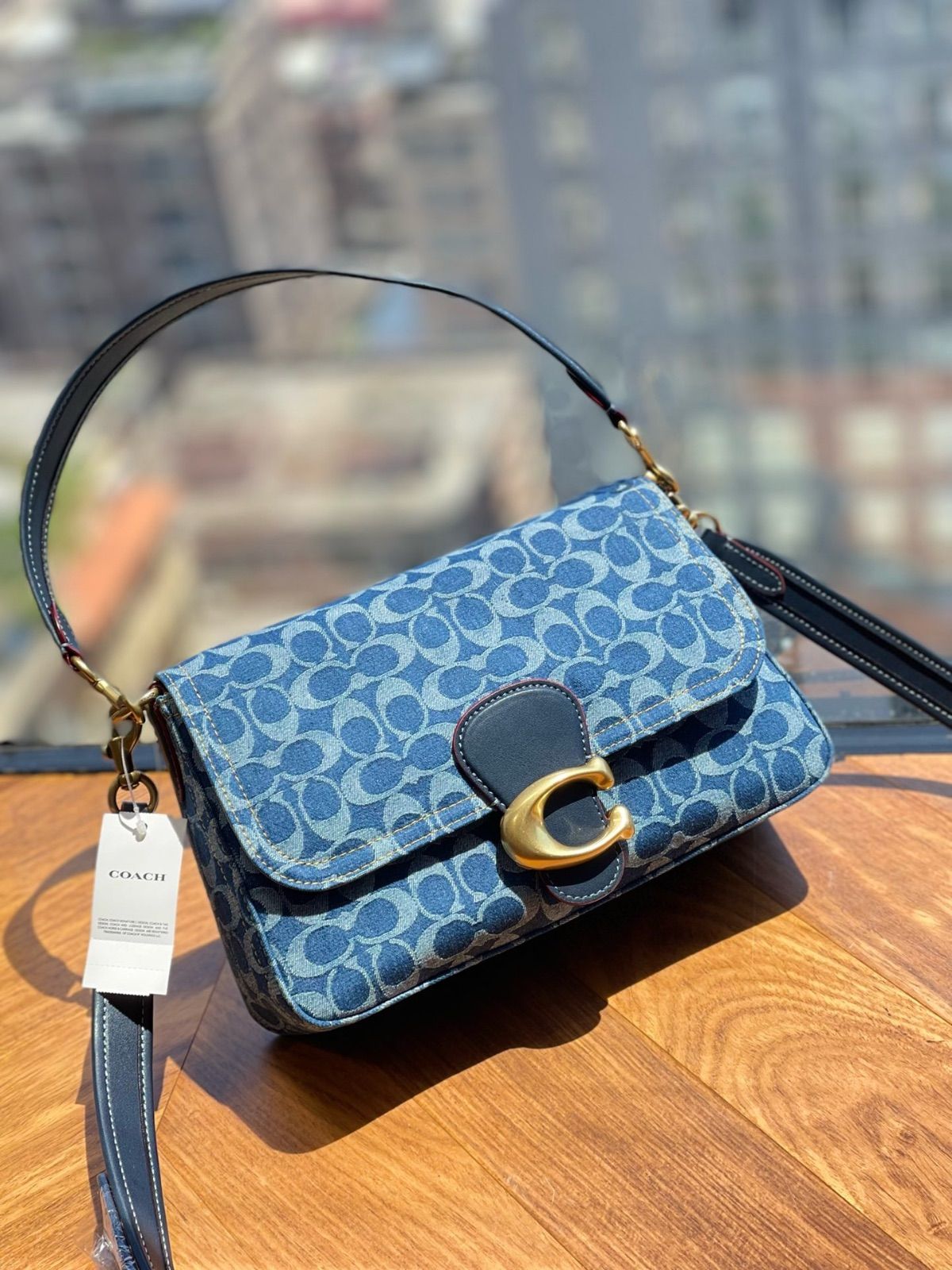 COACHCA105 ショルダーバッグ タビー シグネチャー デニム