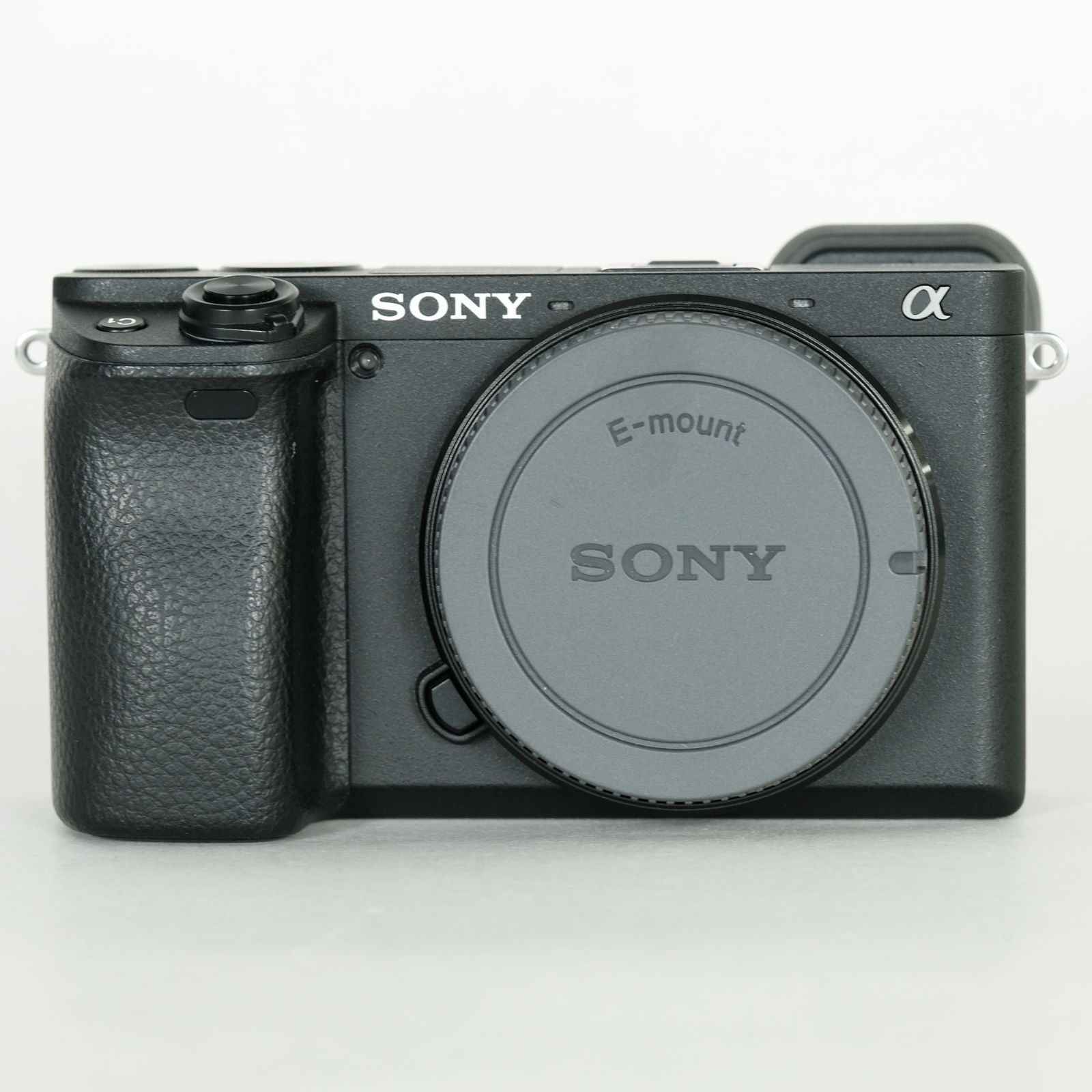 シャッター数560 SONYミレーラス α6400 ilce-6400 Sony Alpha 6400 - APS-C Interchangeable Lens Camera 24.2MP