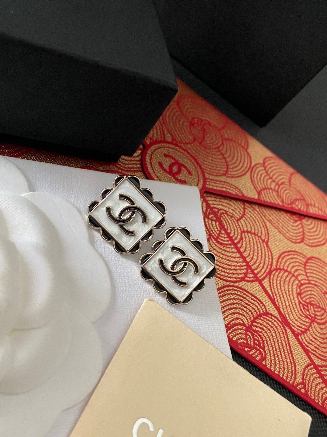 今日 CHANEL ヴィンテージ ダブル C イヤリング