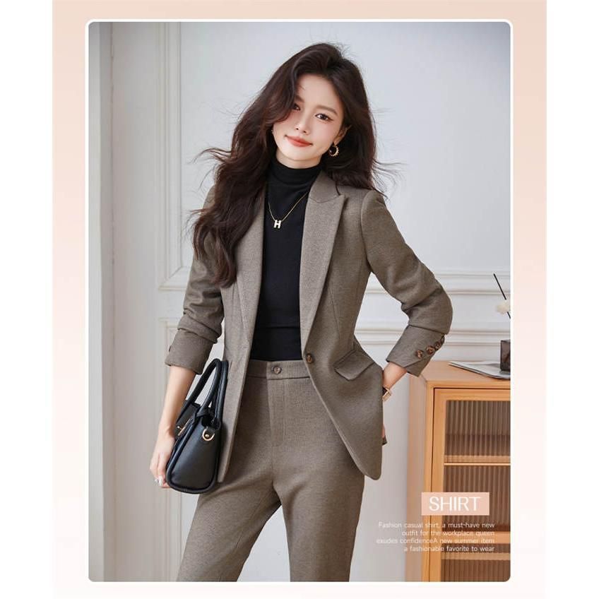 リクルートスーツ