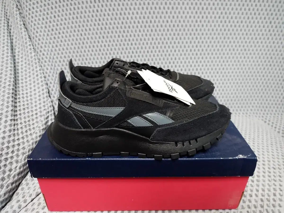 Reebok リーボック CL レガシー 245