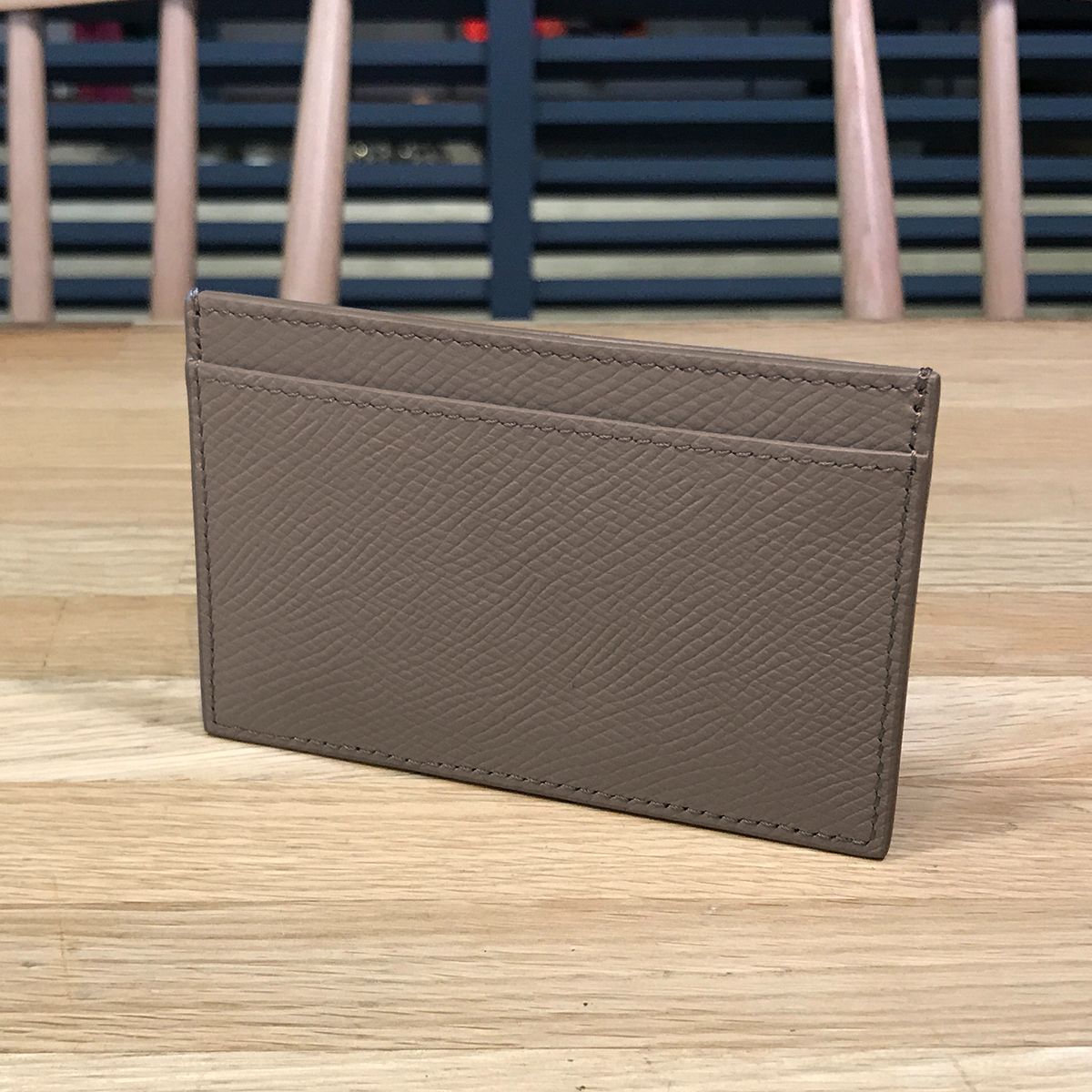 新品未使用 セリーヌ プレーンカードホルダー グレインドカーフ