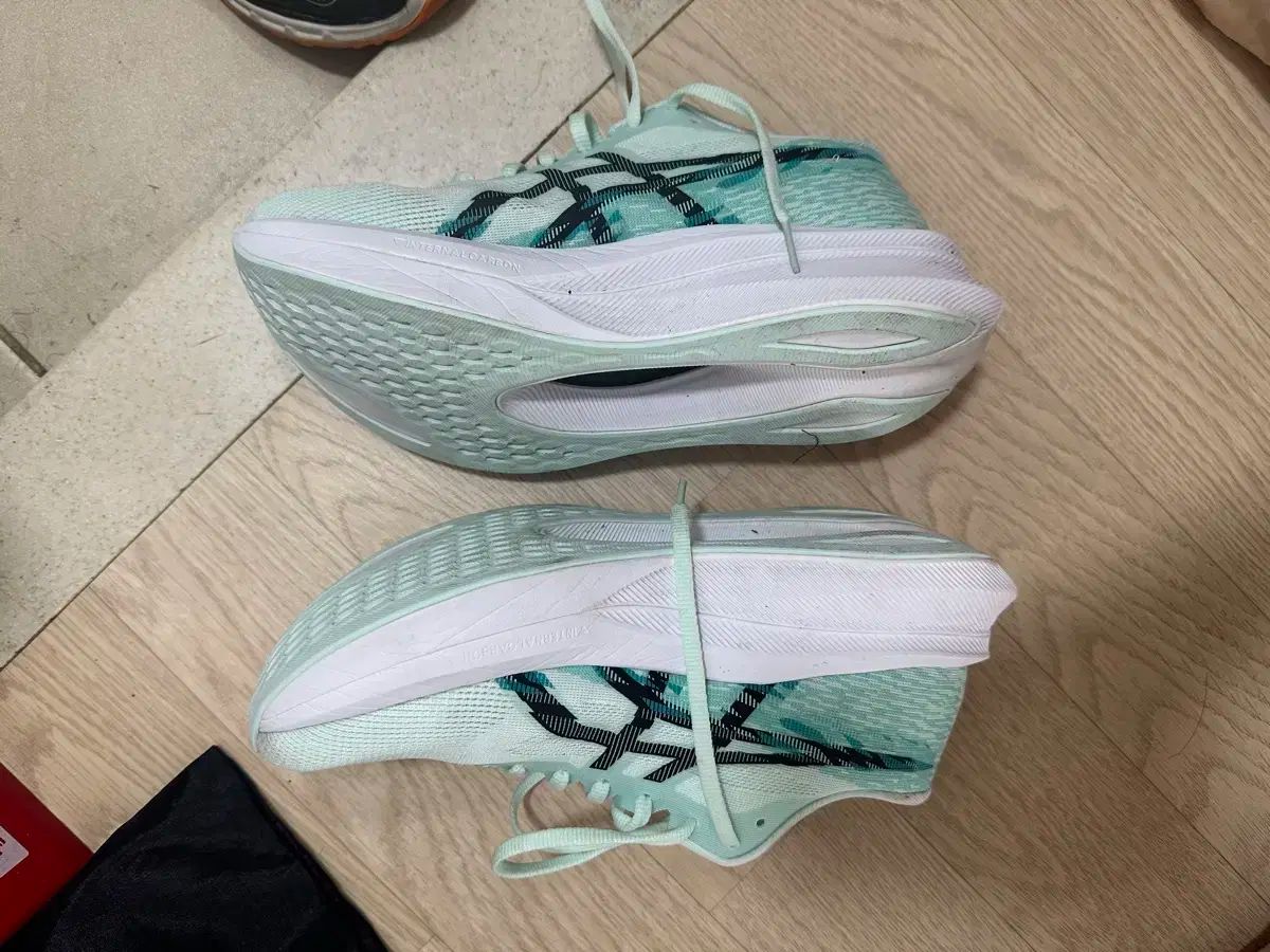 アシックス 4 260