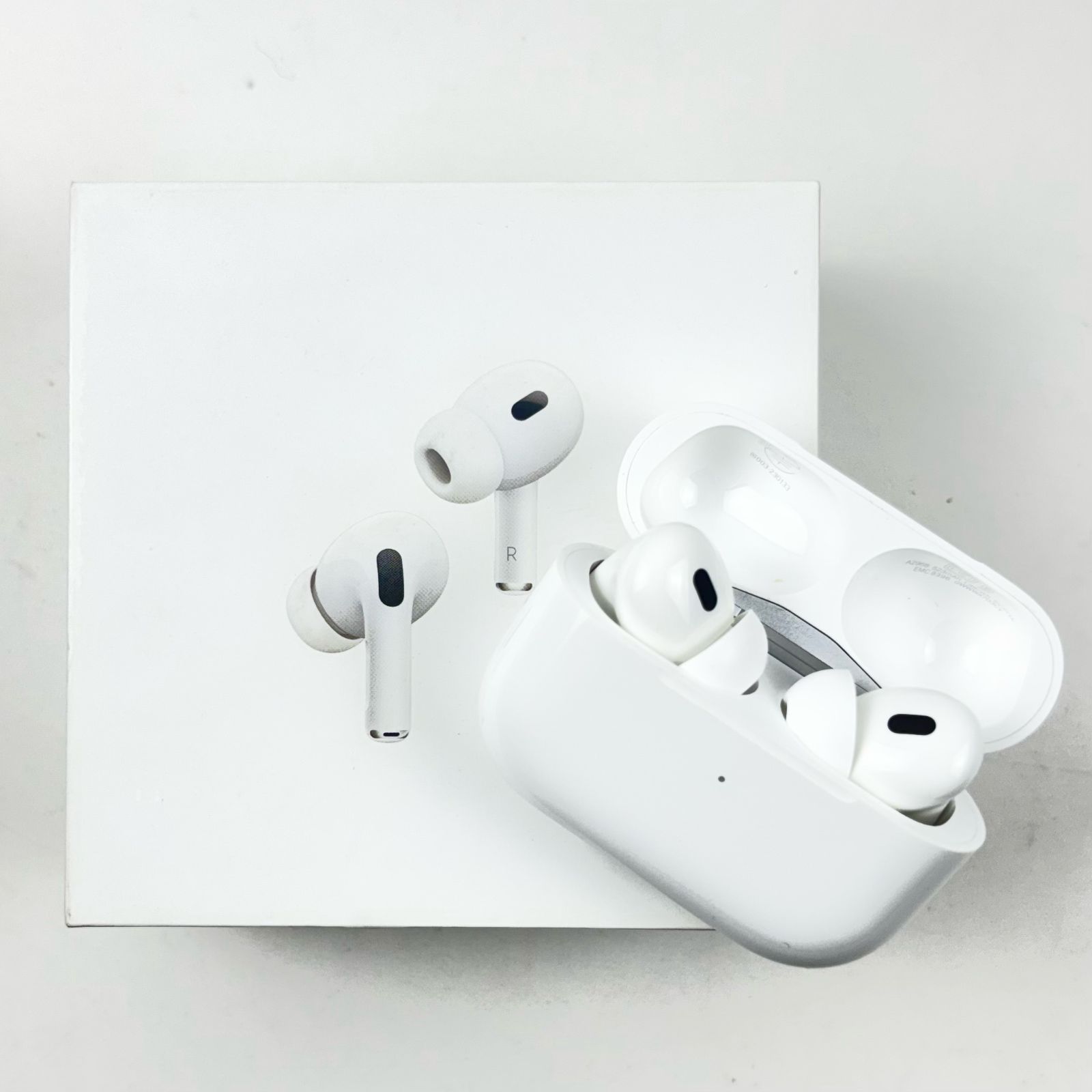 AirPods Pro 第二世代 MagSafe充電ケース USB-C A2968