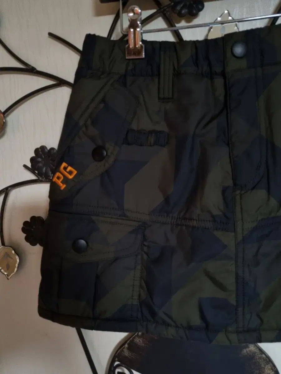パーリーゲイツ カモフラージュ キルティング ミニスカート 0