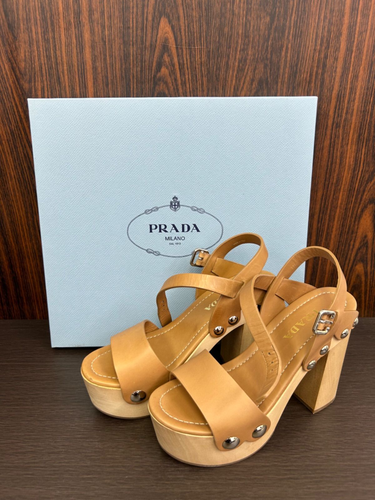 値下げ中♪限定】PRADA プラダ 厚底サンダル レディース 夏 - メルカリ