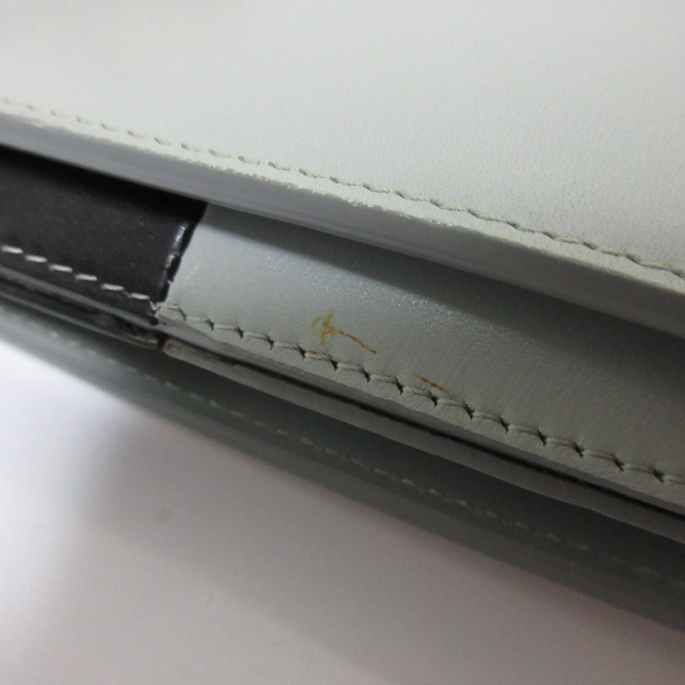 美品 Roger Vivier ロジェヴィヴィエ レザー クラッチバッグ