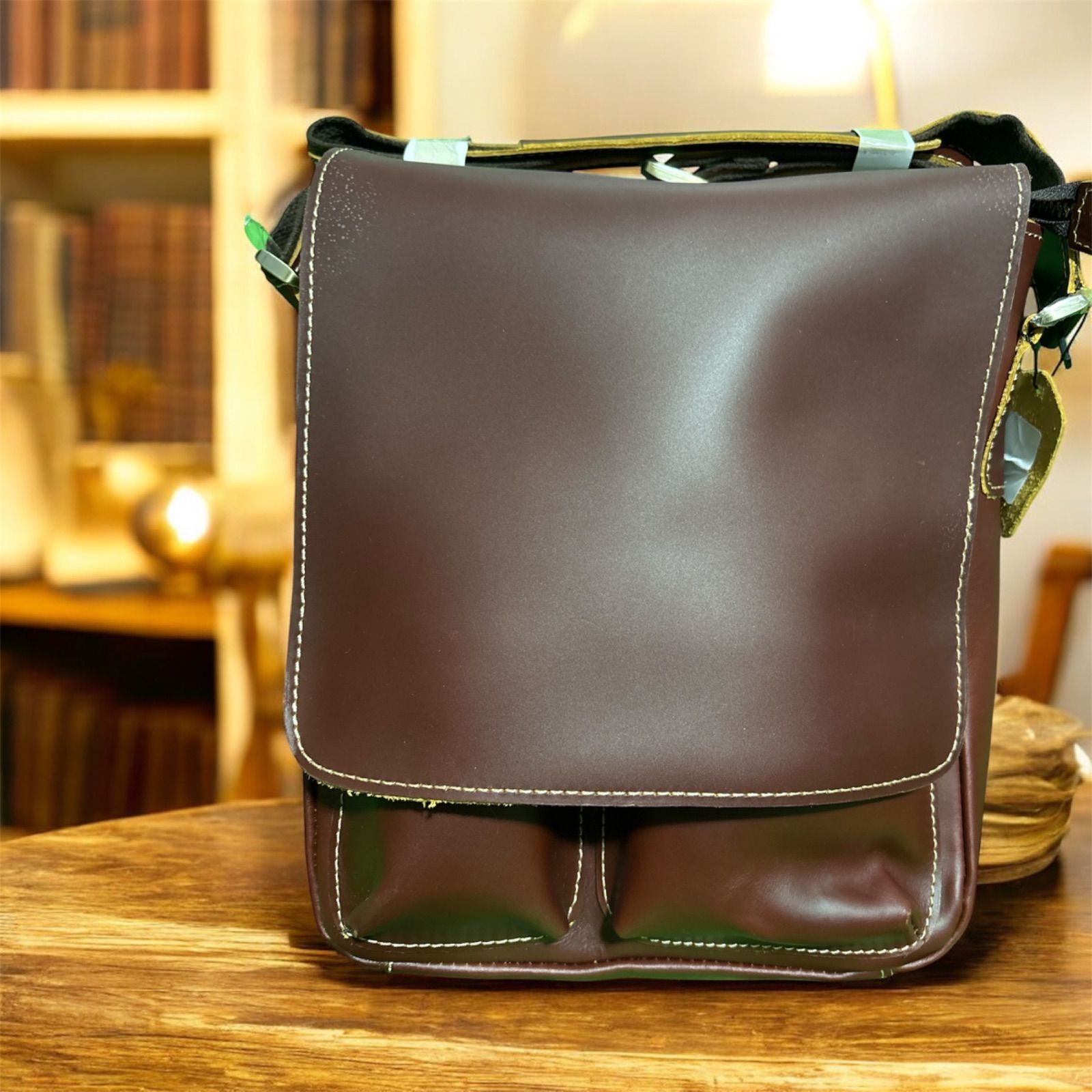 TIDING 本革ショルダーバッグ メンズ レディース兼用 ハンドメイド レザー メッセンジャーバッグ 茶 ブラウン