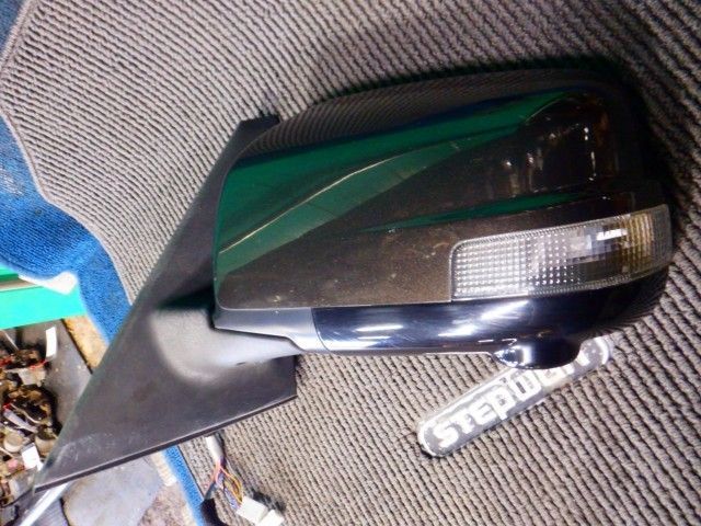 HFC26 セレナ 左ドアミラー 147884