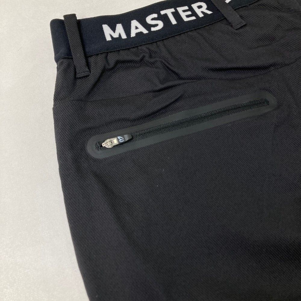 サイズ：5 MASTER BUNNY EDITION マスターバニーエディション 2023年 パンツ  ブラック系 [240101427041] ゴルフウェア メンズ ストスト サイズ：5 MASTER BUNNY EDITION マスターバニーエディション