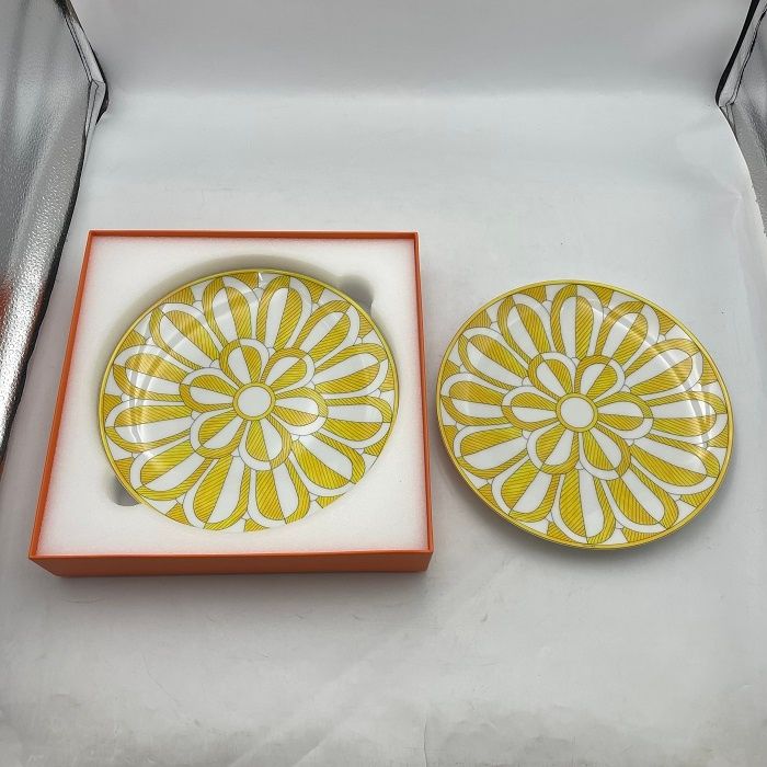 エルメス ソレイユ ドゥ エルメス デザートプレート No.2 ペア 046107P 皿 21cm ケーキ 幾何学模様 R4