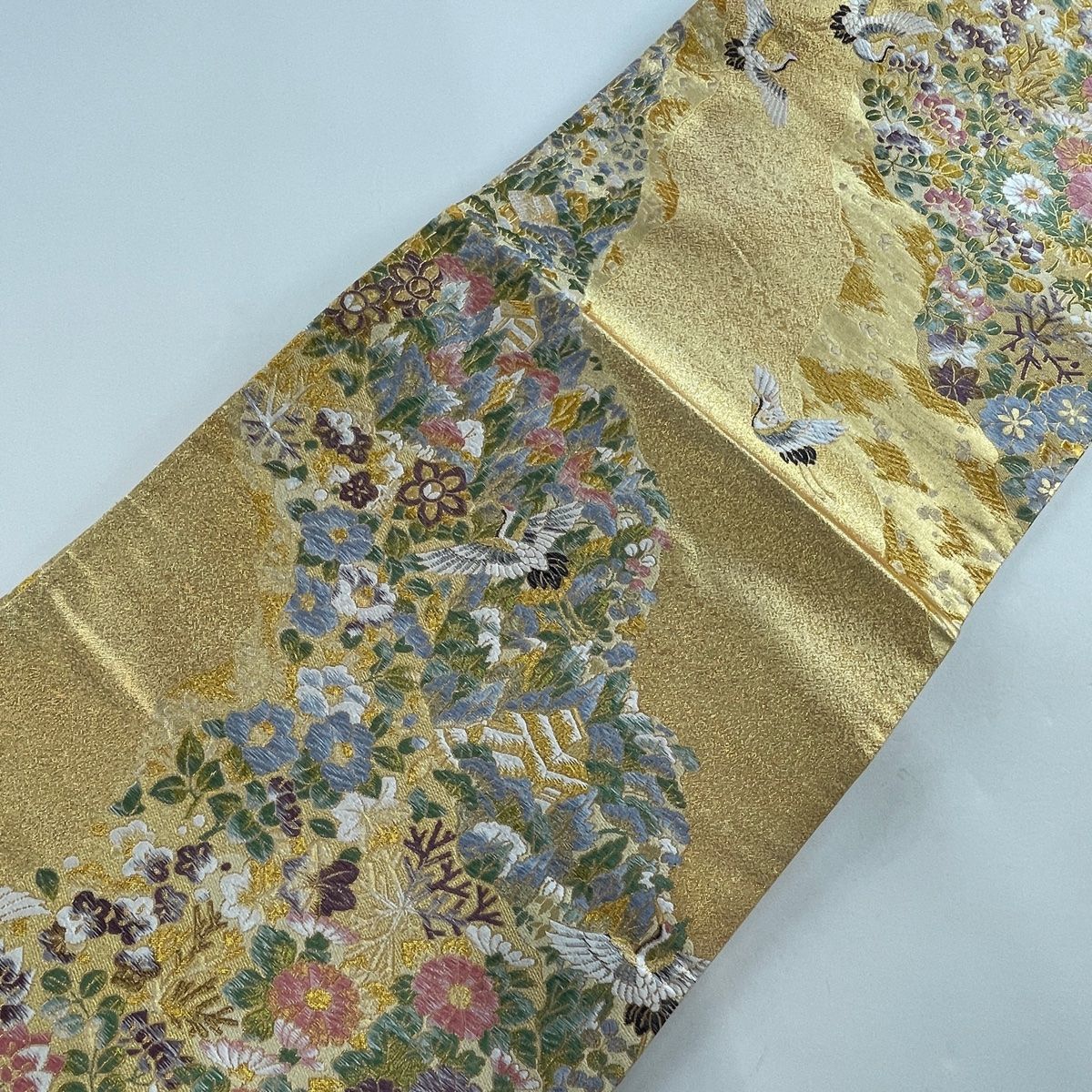 袋帯 美品 秀品 加賀五彩美文様 金糸 箔 金色 六通 正絹 【中古