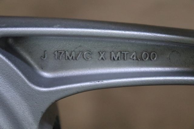 ホンダ CBR250R（ABS） MC41 リアホイール 17×4.00 H362-75