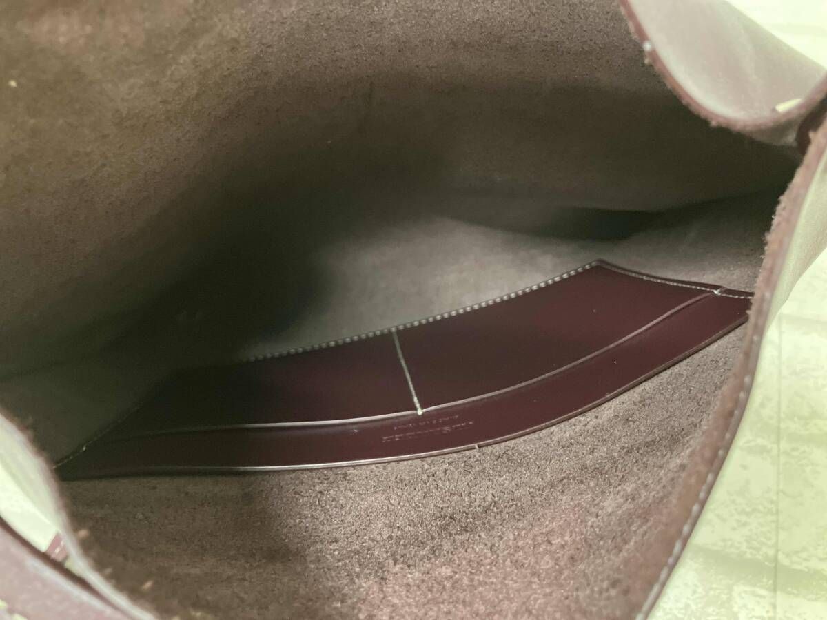 ショルダーバッグ