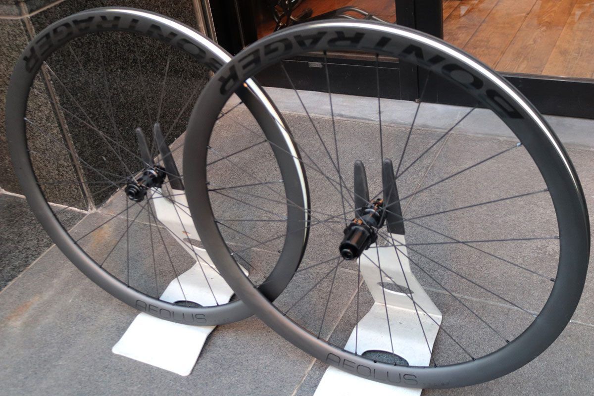 ボントレガー Bontrager アイオロス Aeolus Pro 37 Disc カーボン