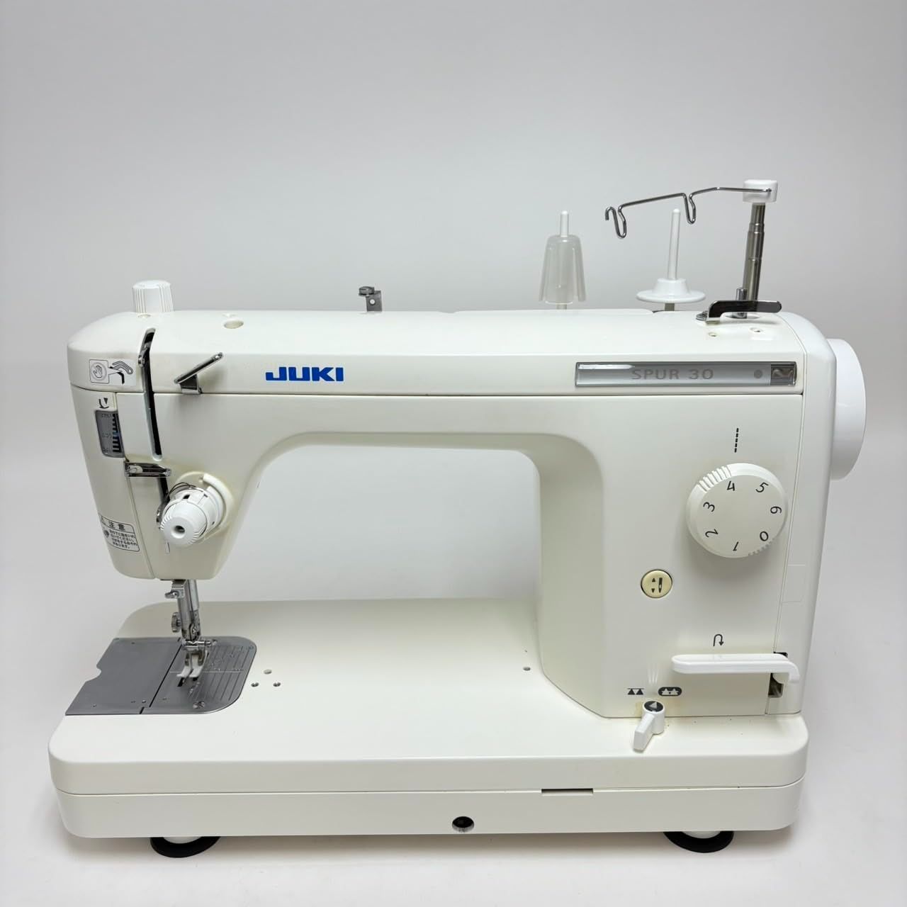 ☆安心保証付き☆ ジャガー MT303 ベルベット 職業用ミシン本体 ☆安心保証付き☆ ジャガー MT303 ベルベット 職業用ミシン本体