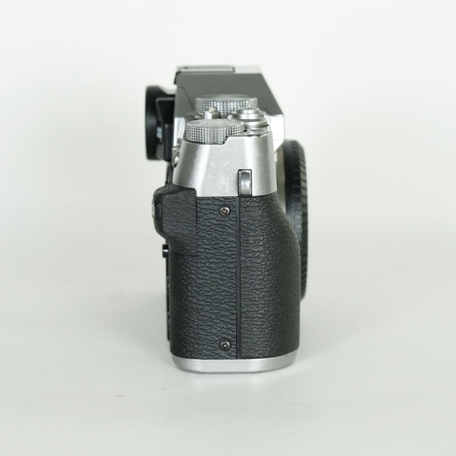 オーダーページ 並品|シャッター数884回|グリップ付|注意事項あり FUJIFILM X-T30 ボディ シルバー | 富士フイルムXマウント