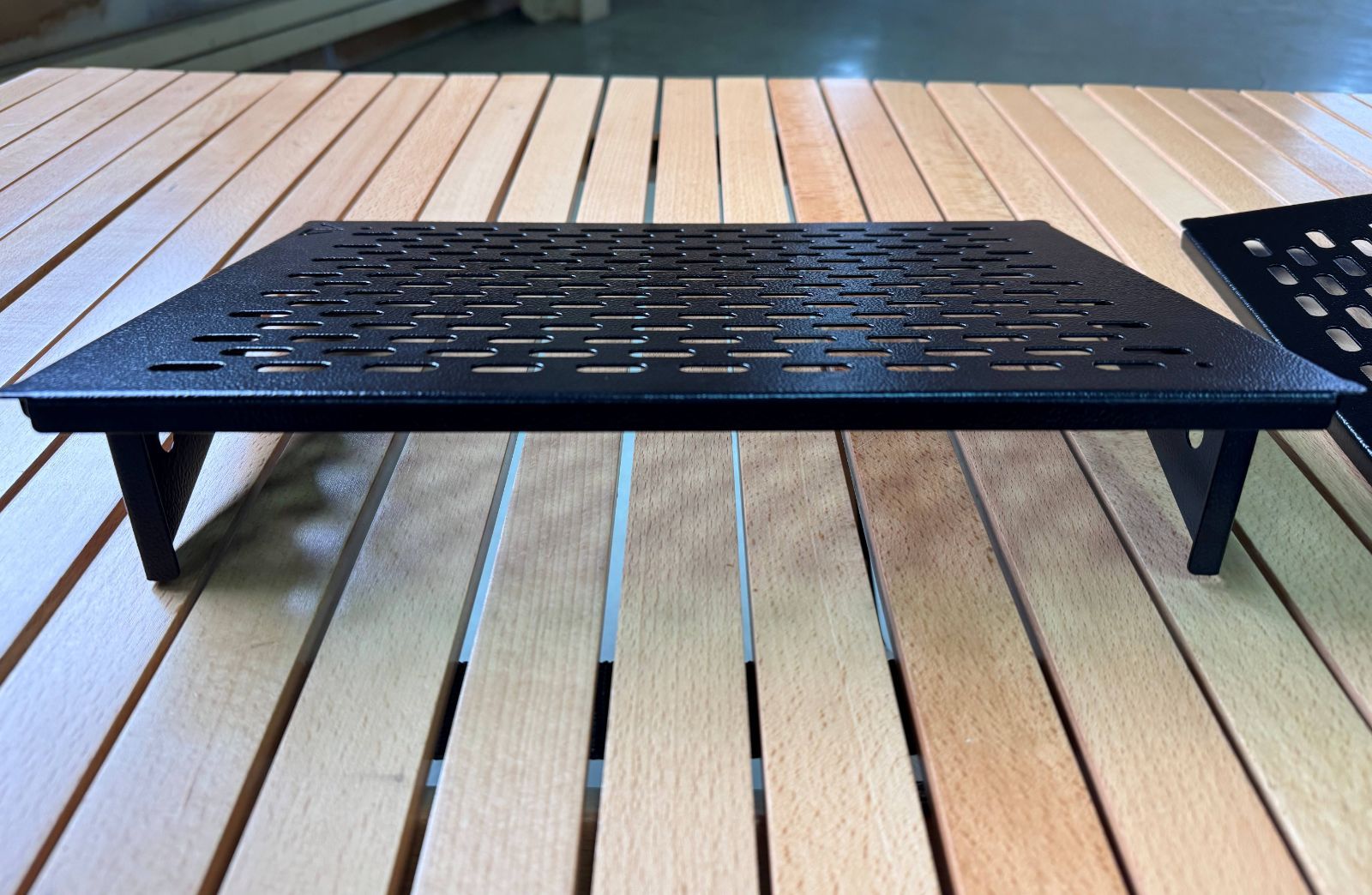 未使用 ブラックデザイン アイアンプレート ノーマル2枚セット