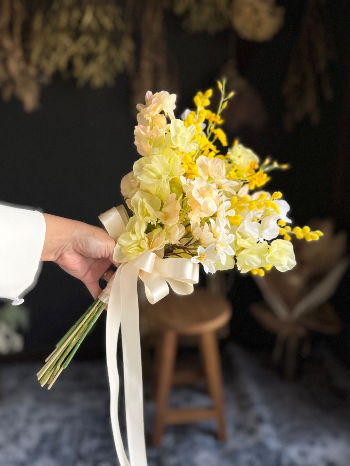 ミモザ×スイートピークラッチブーケ☆ブートニア