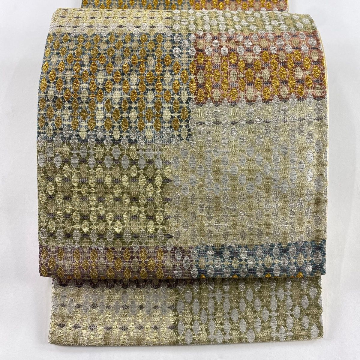 袋帯 秀品 幾何学模様 金銀糸 箔 ベージュ 六通 正絹