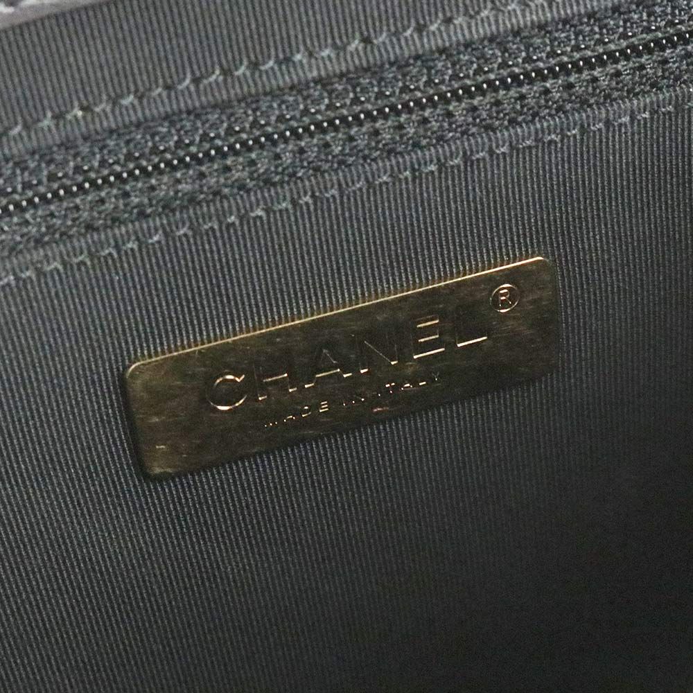 シャネル トリコマテリアル シングルフラップ マトラッセ ココマーク チェーン 2WAY ショルダー ハンドバッグ 斜め掛け キャビアスキン カーフスキン レザー ブラック ダークグレー 黒 ゴールド金具 AS0785 CHANEL（中古） CHANEL - シャネル トリコマテリアル シングルフラップ マトラッセ